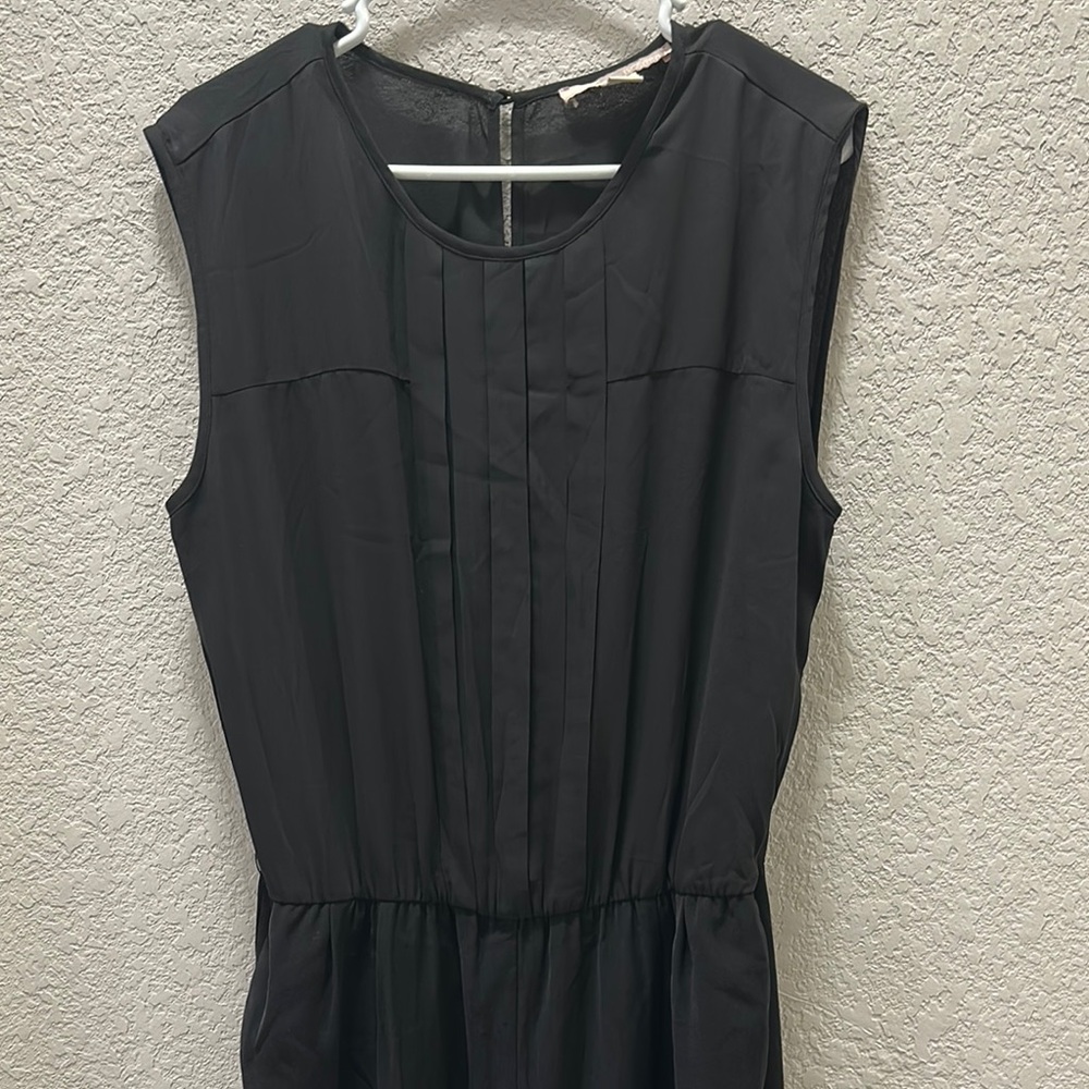 Elegant Black Sleeveless Dress